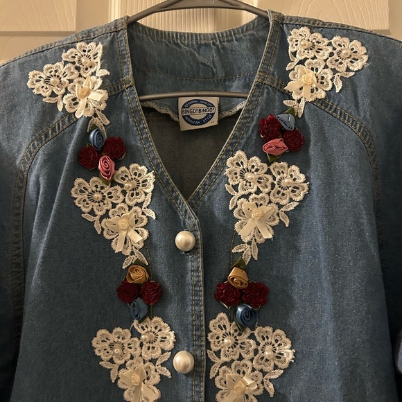 Bingo!bingo! Vintage USA Denim Blouse Petite size 12 (L) - Picture 2 of 7